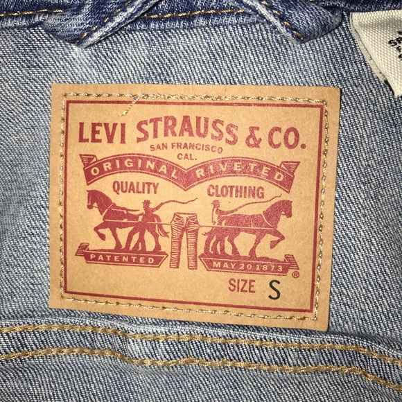 Brand New Levi’s Jean Jacket - Picture 2 of 3